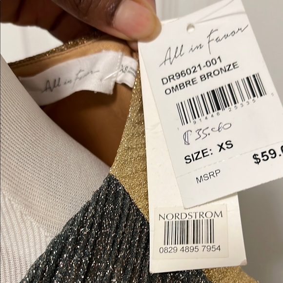 Elegant Gold and Gray Women's Dress - Picture 3 of 9